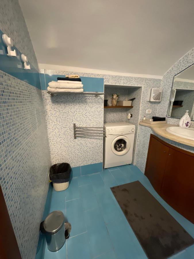 Atri Guest House เนเปิลส์ ภายนอก รูปภาพ